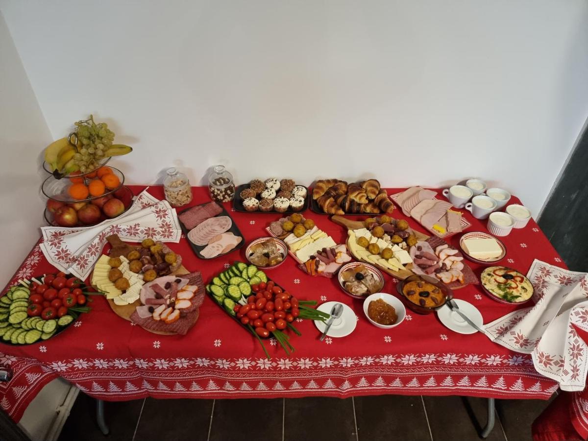 Pensiunea Casa Ober Braşov Buitenkant foto