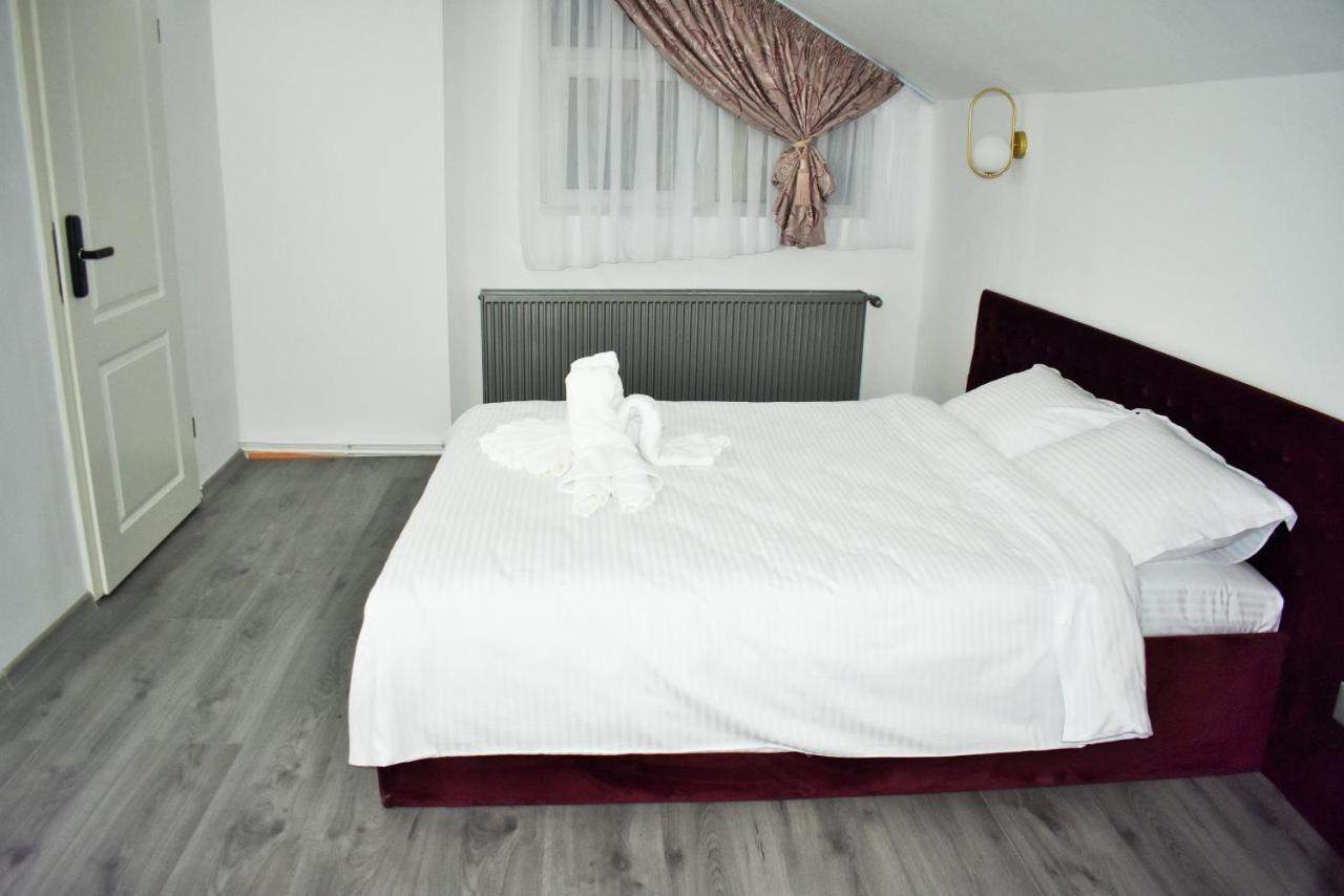 Pensiunea Casa Ober Braşov Buitenkant foto
